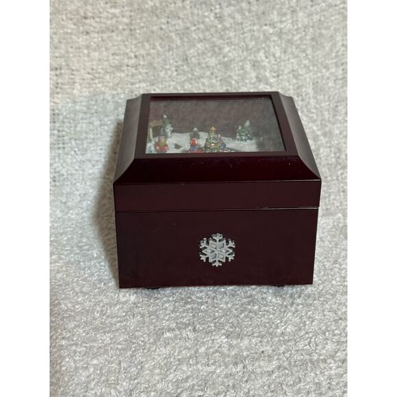 2006 Music Christmas Box With Holiday Train Wind-Up Wish You A Merry Christmas - Picture 2 of 7